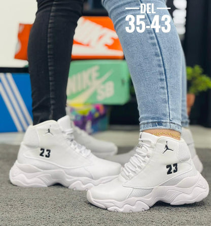 JORDAN RETRO 23