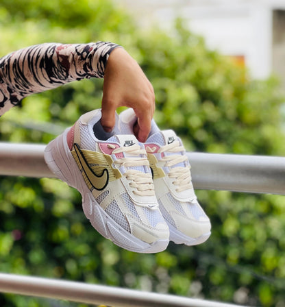 TENIS NIKE V2K RUN DAMA