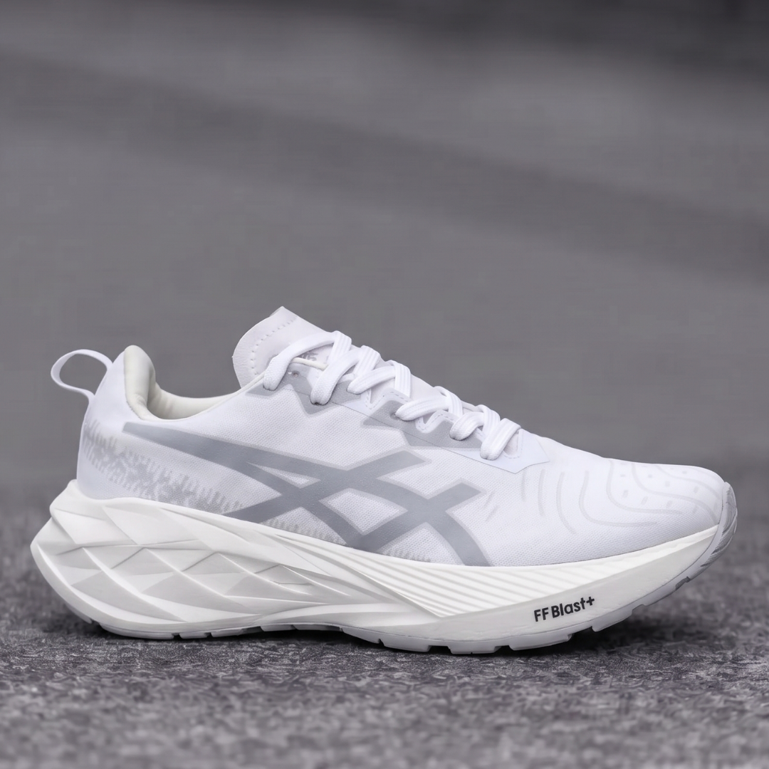 Kv2 Asics Novablast 5