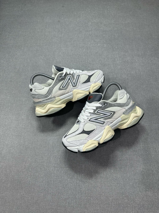 TENIS NB FLA