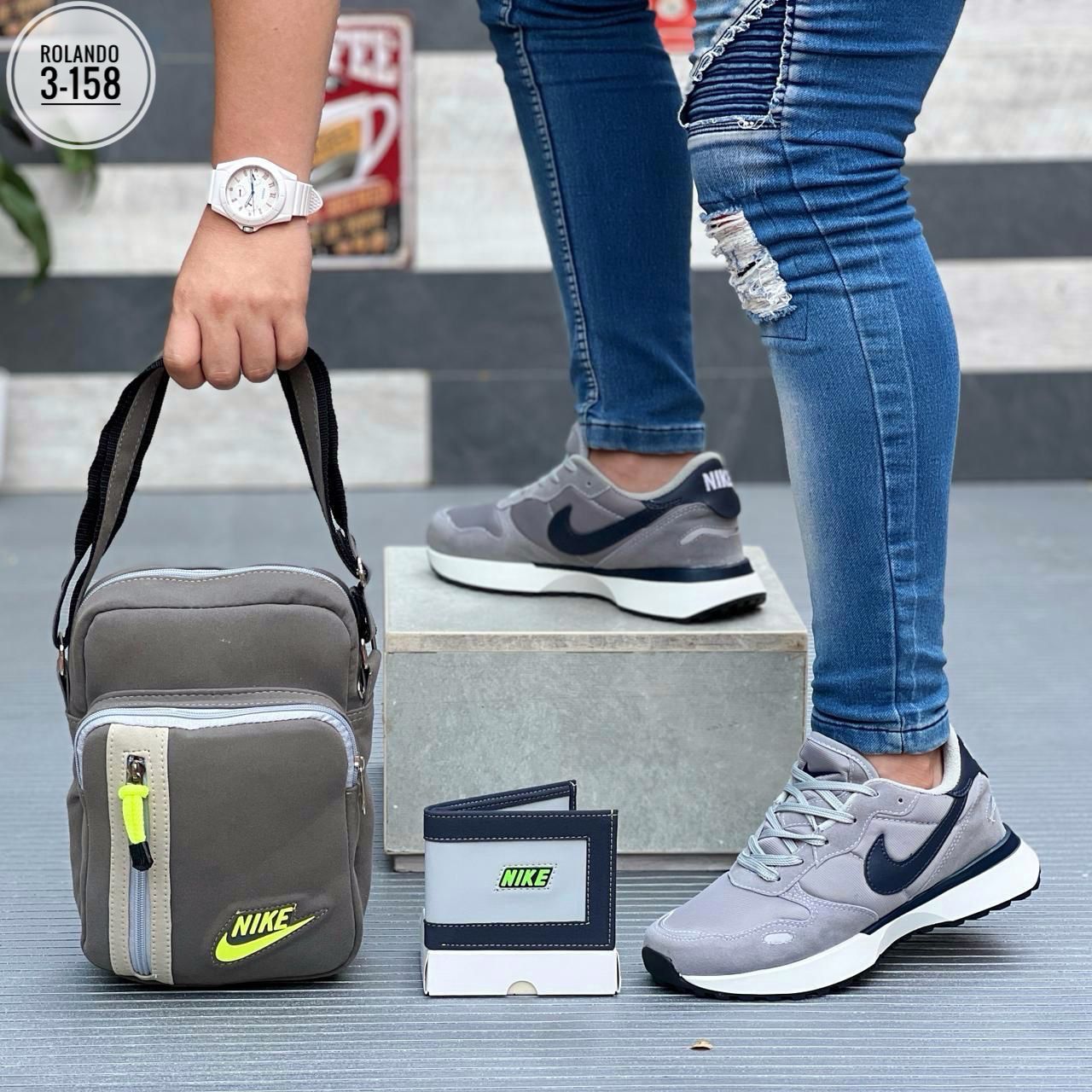 TRIO NIKE WAFFLE